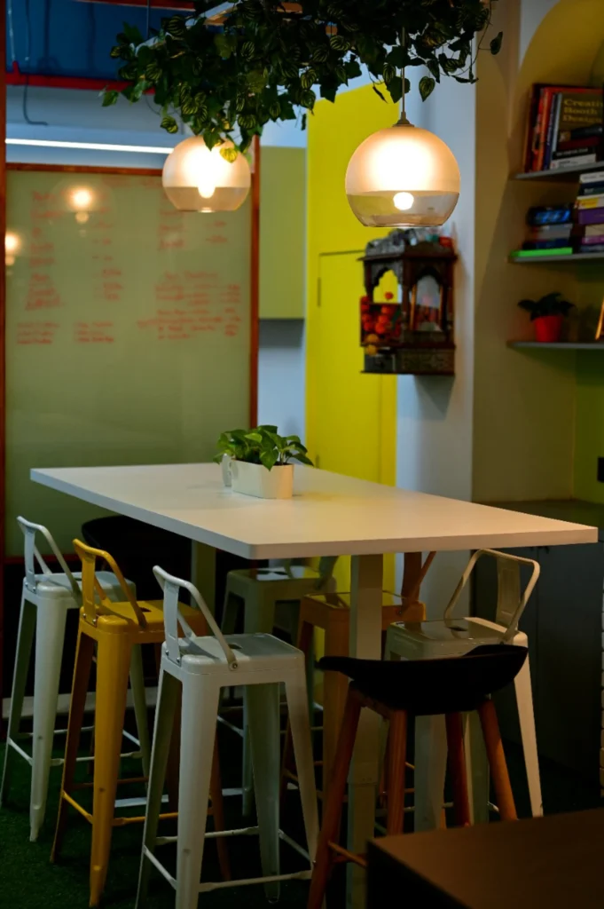 28c9ff98-d9ab-49f8-bb9c-ce494fb5aaa7